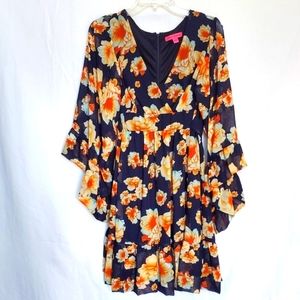 Betsey Johnson Bambi Floral Boho Bellsleeve Dress